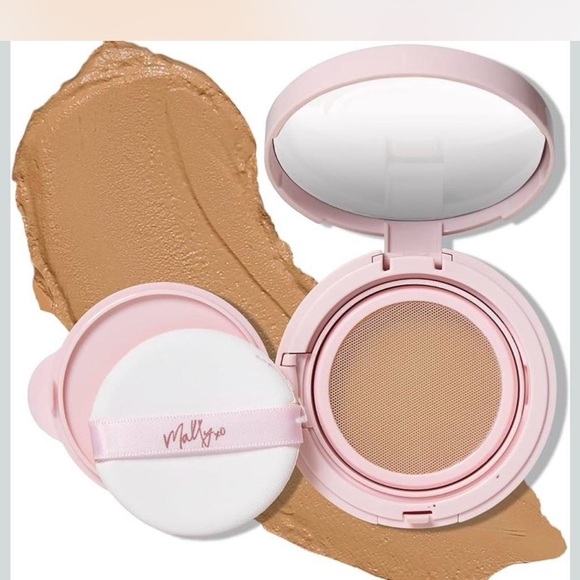 Mally Flawless Finish Transforming Effect Foundation in Tan - Picture 1 of 4